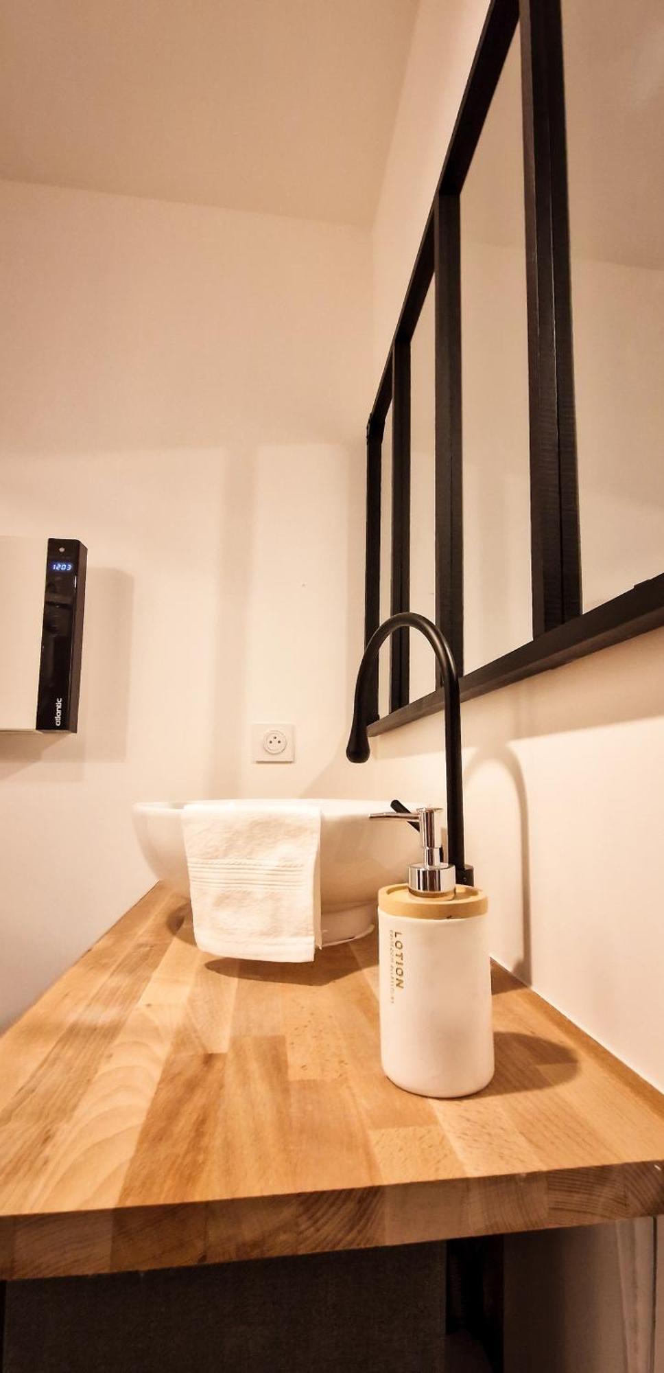 L'Indus 3 Etoiles Wifi, Netflix, Disney, Coeur De Bastide Villefranche-de-Rouergue Buitenkant foto