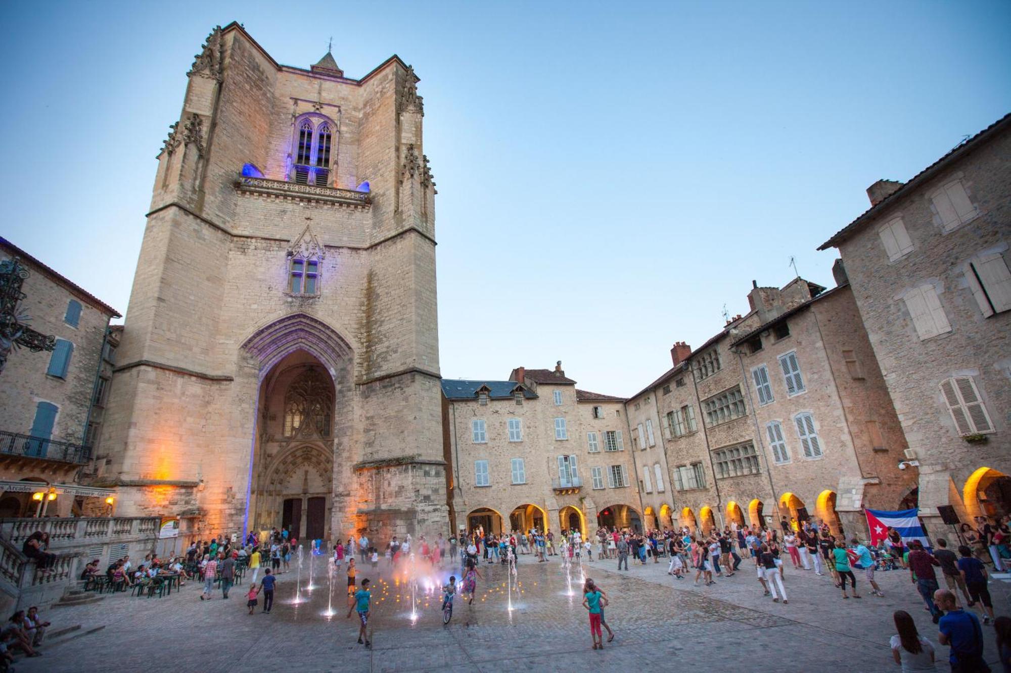 L'Indus 3 Etoiles Wifi, Netflix, Disney, Coeur De Bastide Villefranche-de-Rouergue Buitenkant foto